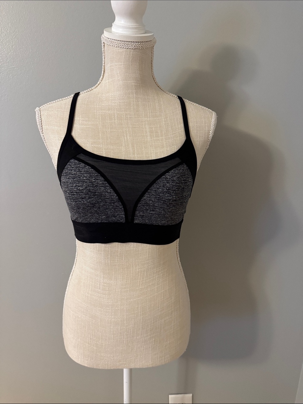 PINK Victoria's Secret Black & Gray Mesh-Accent Sports Bralette